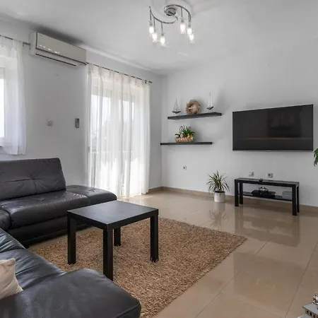 Amazing In בית נופש